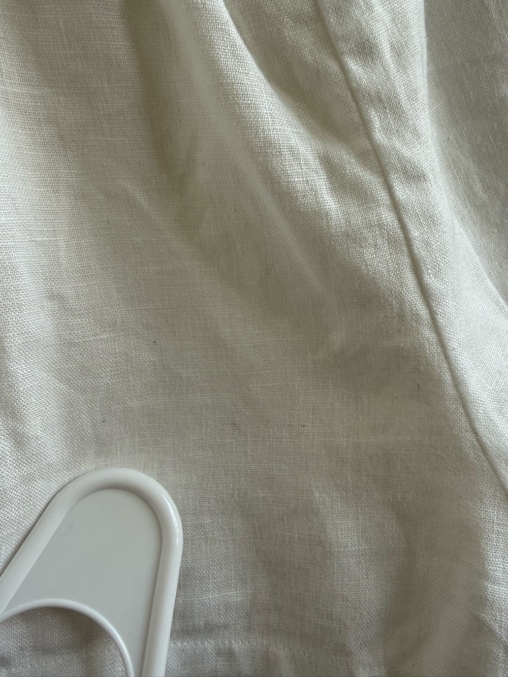 Reformation 100% linen Smocked Waist Shorts - Picture 3 of 5